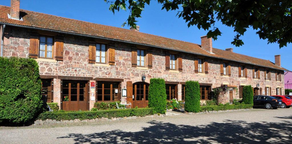 Logis Hotel Le Dahu Parigny  Eksteriør billede